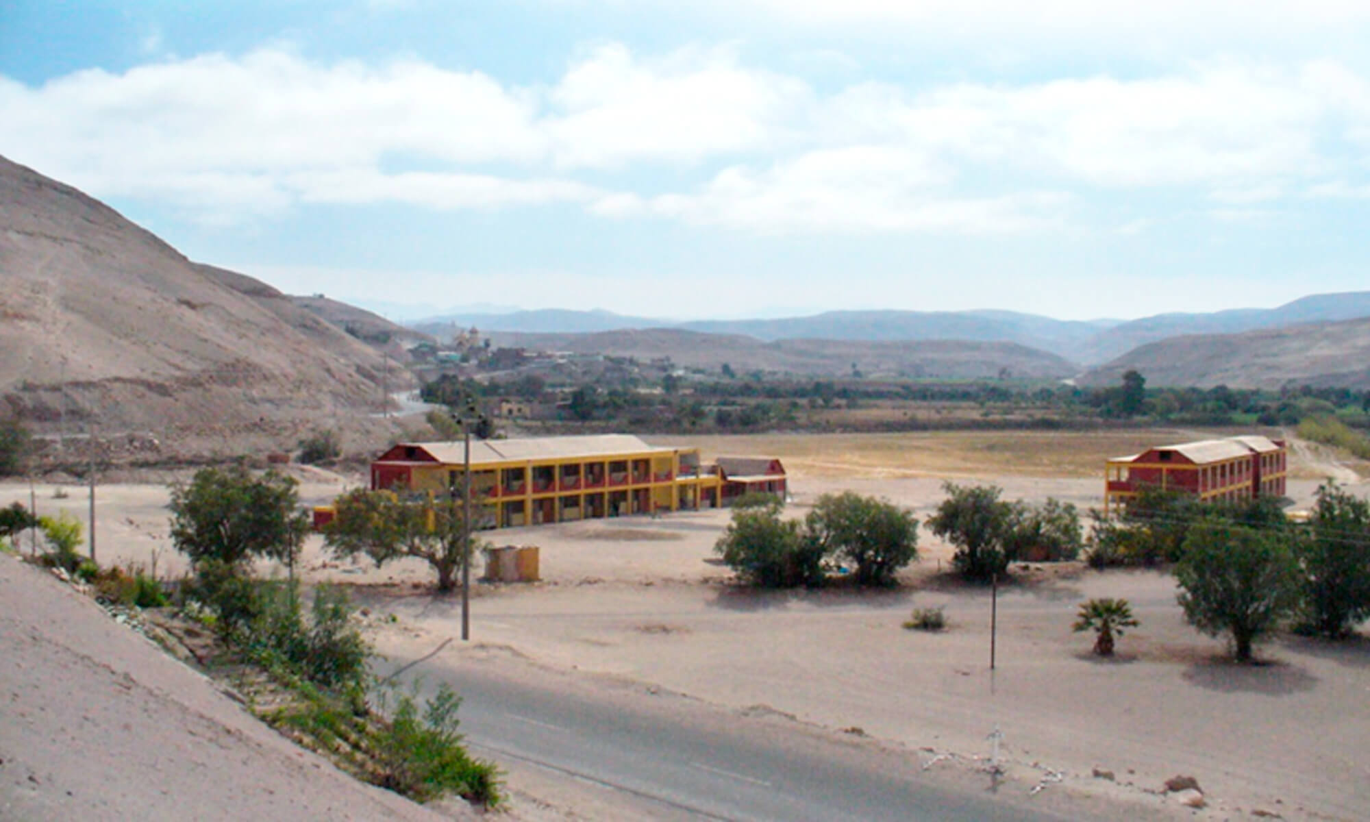 CONSTRUCCIÓN DEL INSTITUTO TECNOLÓGICO JORGE BASADRE - TACNA 1